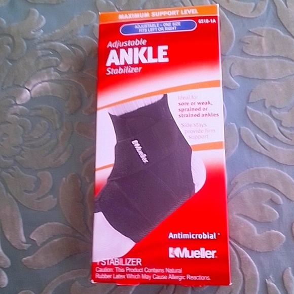Mueller Adjustable Ankle Stabilizer in one size, fits left or right ankl… - Picture 1 of 6